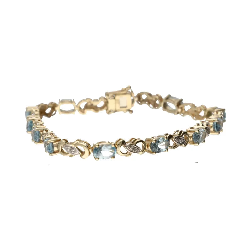 Pre-Owned 9ct Yellow Gold Aquamarine & Diamond Set 18cm Bracelet