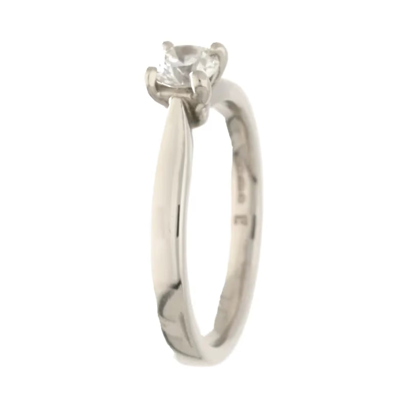 Pre-Owned Platinum VVS2 Diamond Engagement Ring Colour F