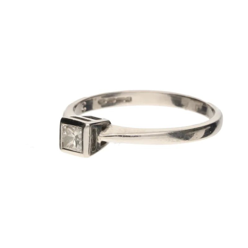 18ct White Gold Princess Cut Diamond Solitaire 0.20ct271144
