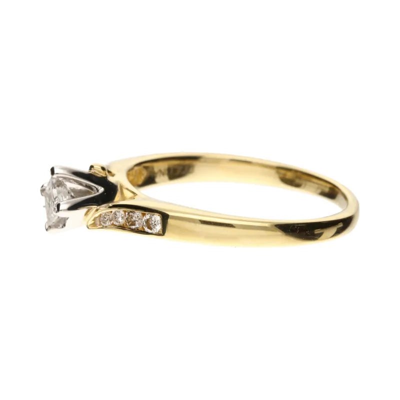 18ct Yellow & White Gold 0.33ct Princess Cut Diamond Twist Ring272121