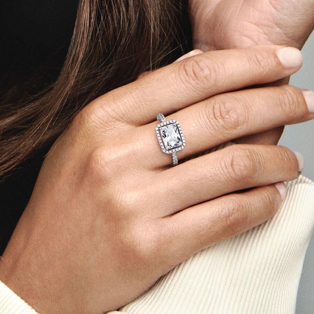 PANDORA Rectangular Sparkling Halo Ring 192391C01