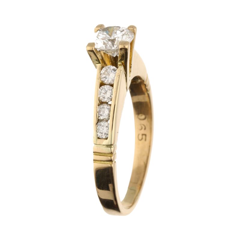 Pre-Owned 18ct Yellow Gold Diamond Solitaire