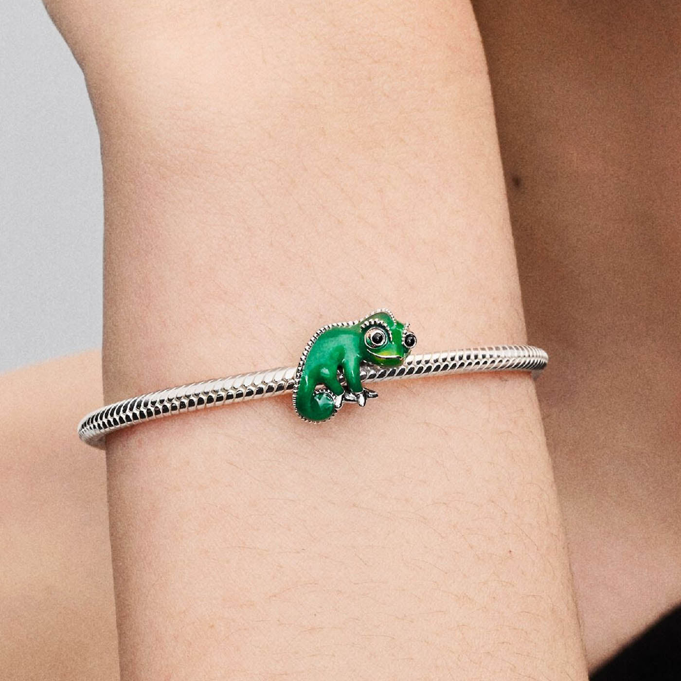 PANDORA Disney Tangled Pascal Colour-changing Charm 793983C01