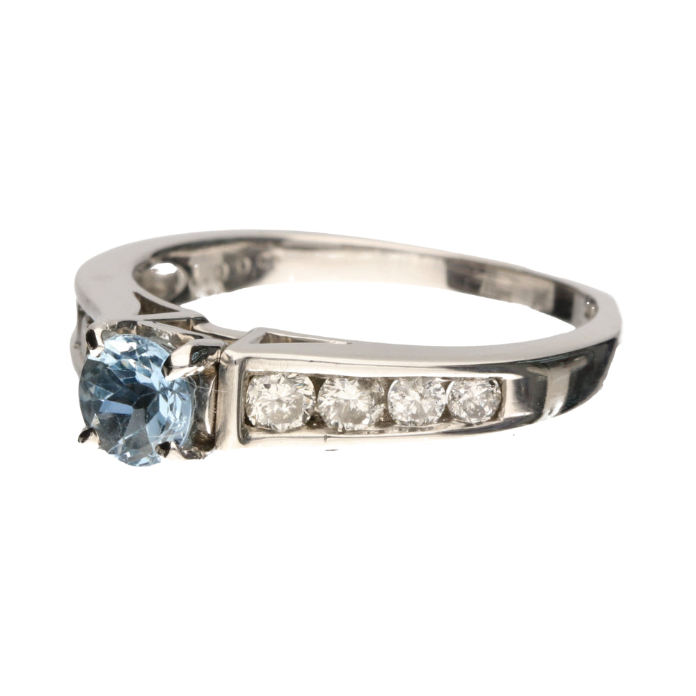 Pre-Owned 18ct White Gold Diamond Ring