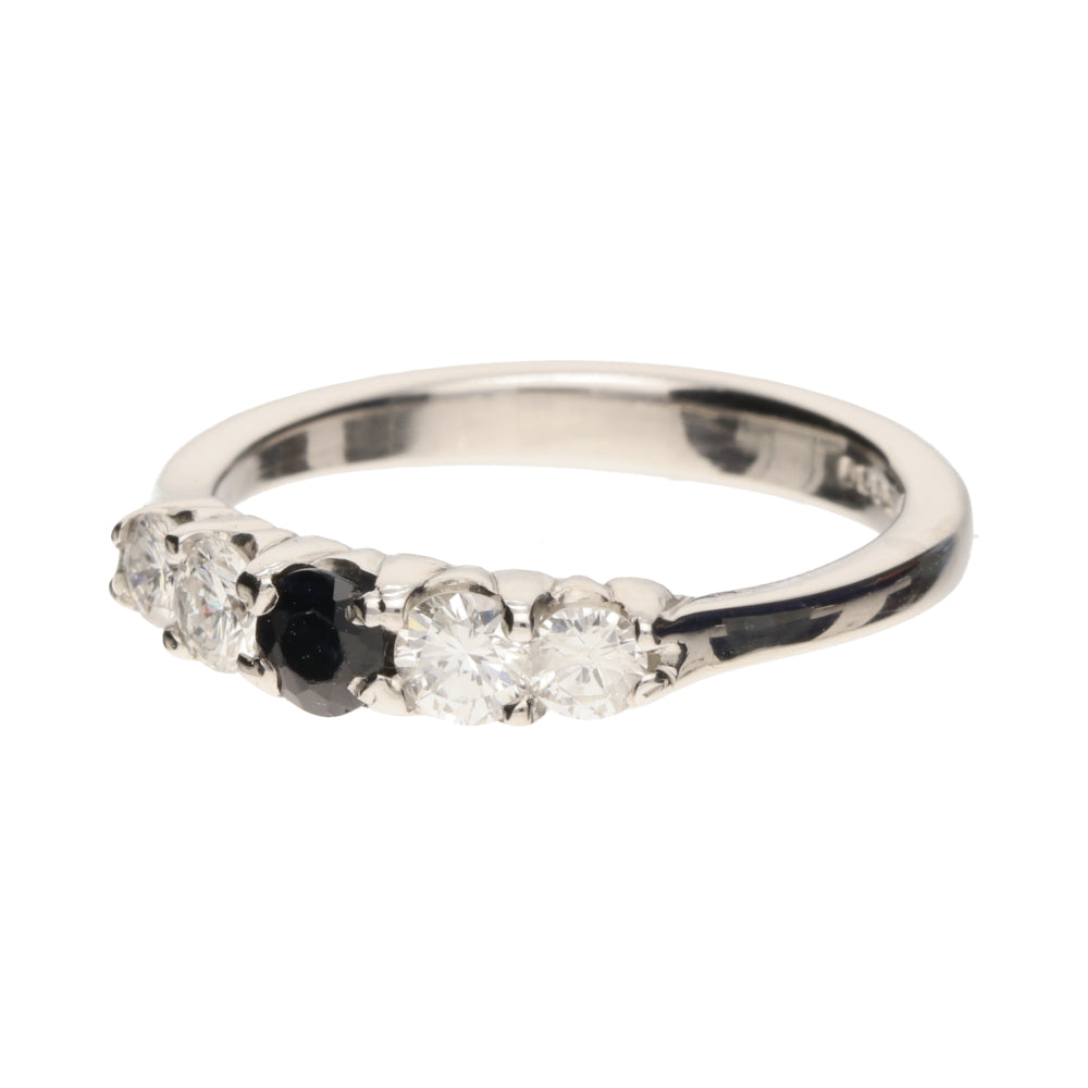 Pre-Owned 18ct White Gold Sapphire & Diamond Graduated Stone Ring