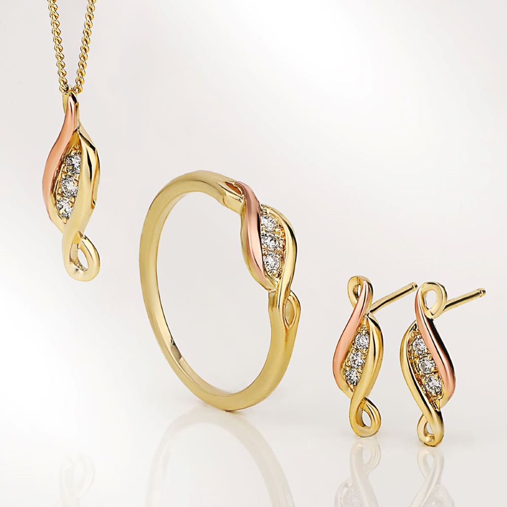 Clogau Past Present Future 9ct Solid Gold Pendant with Diamonds PPFP