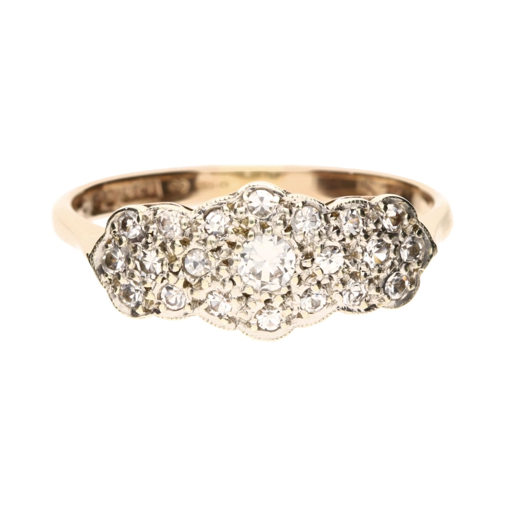 Pre-Owned 9ct Yellow Gold Vintage Diamond Cluster Ring 2.35g image 0