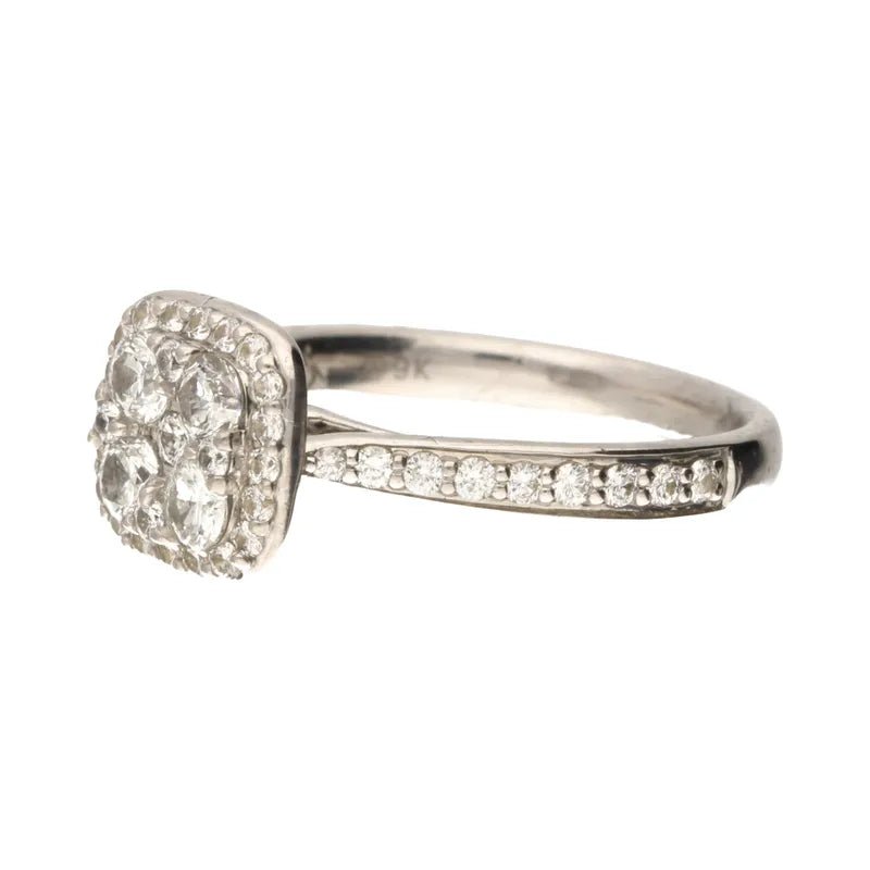 Graceful Pre - Owned 9ct White Gold Diamond Halo Cluster Ring with Diamond2026W35-1-1