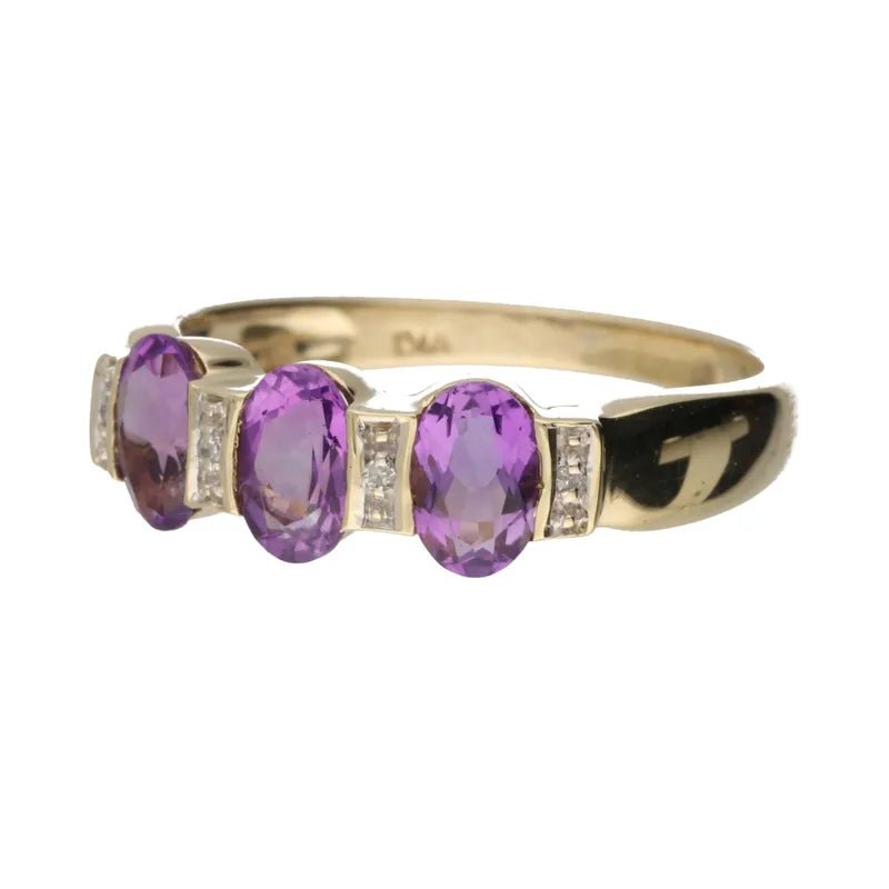 Opulent Pre - Owned 9ct Yellow Gold Amethyst & Diamond Cluster Ring2026W37-10-6