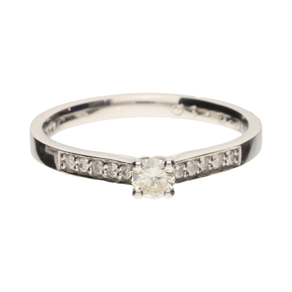 Platinum 4 Claw 0.17ct Diamond Ring with Diamond Shoulders1054
