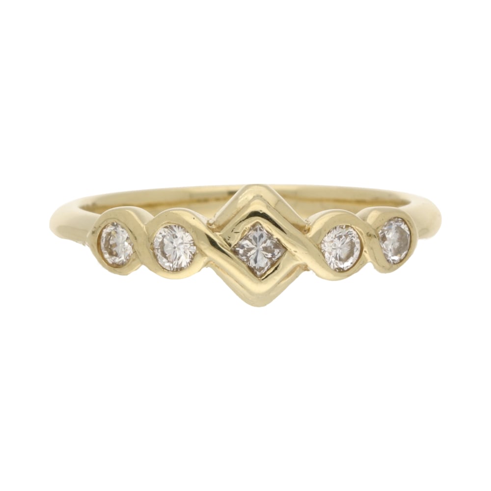 Pre - Owned 18ct Yellow Gold 5 Stone 0.20ct Diamond Ring