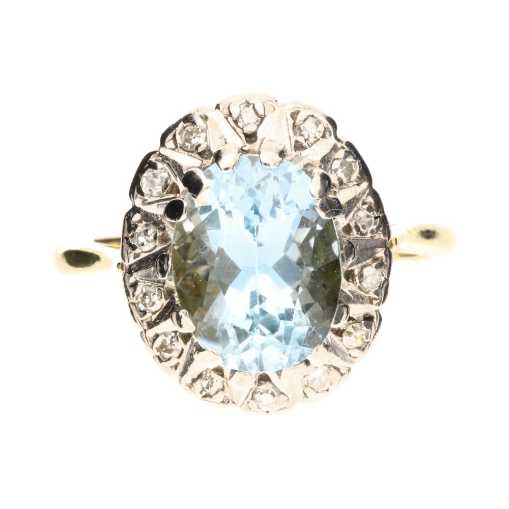 Pre - Owned 18ct Yellow Gold Aquamarine & Diamond Cluster Ring