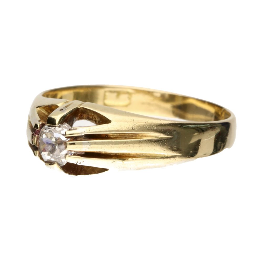 Pre - Owned 18ct Yellow Gold Diamond Solitaire Belcher Ring