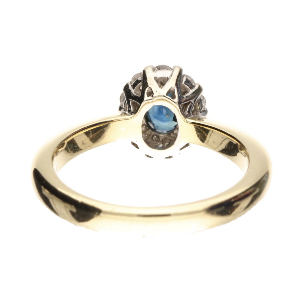 Pre - Owned 18ct Yellow Gold Sapphire & Diamond Oval Cluster Ring