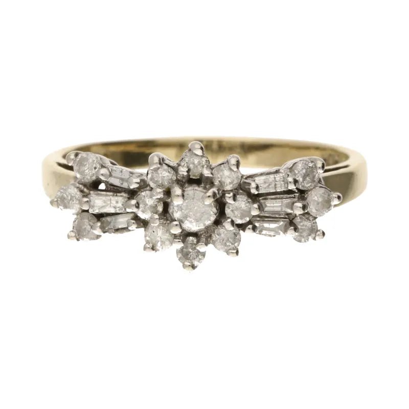 Pre - Owned 9ct Yellow Gold Baguette/Round Cut Diamond Cluster Ring2026W33-5-6