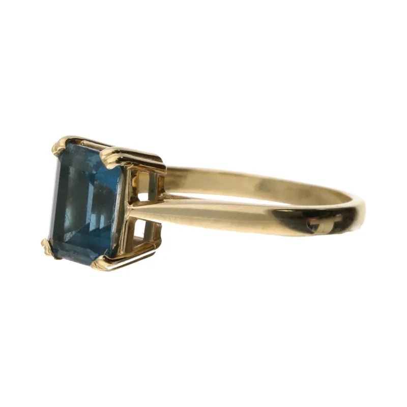 Pre - Owned 9ct Yellow Gold Emerald Cut Blue Topaz Ring2026W31-33-41