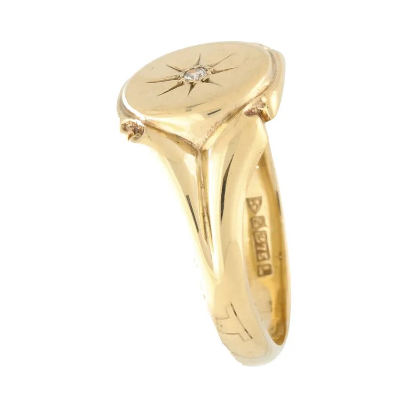 Pre - Owned 9ct Yellow Gold Mens Diamond Set Signet Ring Approx 0.02ct 5.63g Size T1/22025W17-7-6