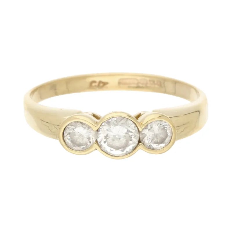 Pre - Owned 9ct Yellow Gold Rub Set Triple Stone CZ Ring 1.76g Size K1/22025W16-25