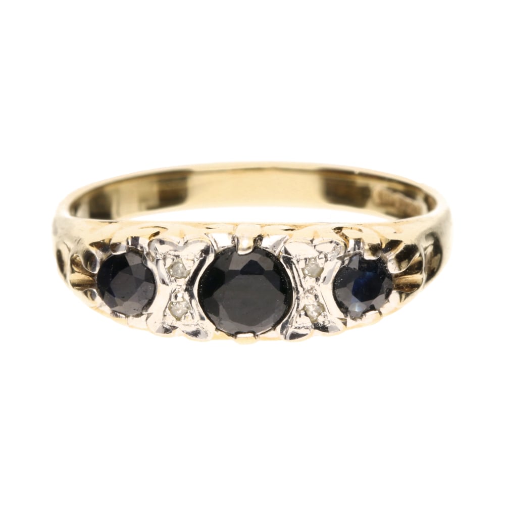 Pre - Owned 9ct Yellow Gold Sapphire & Diamond Set Carved Head Ring