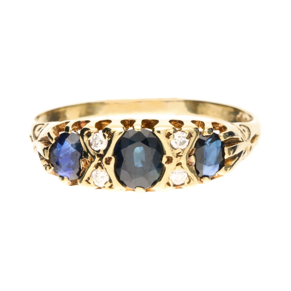 Pre - Owned 9ct Yellow Gold Sapphire & Diamond Set Vintage Ring