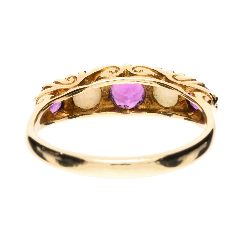 Pre - Owned 9ct Yellow Gold Vintage Style Amethyst & Opal Ring