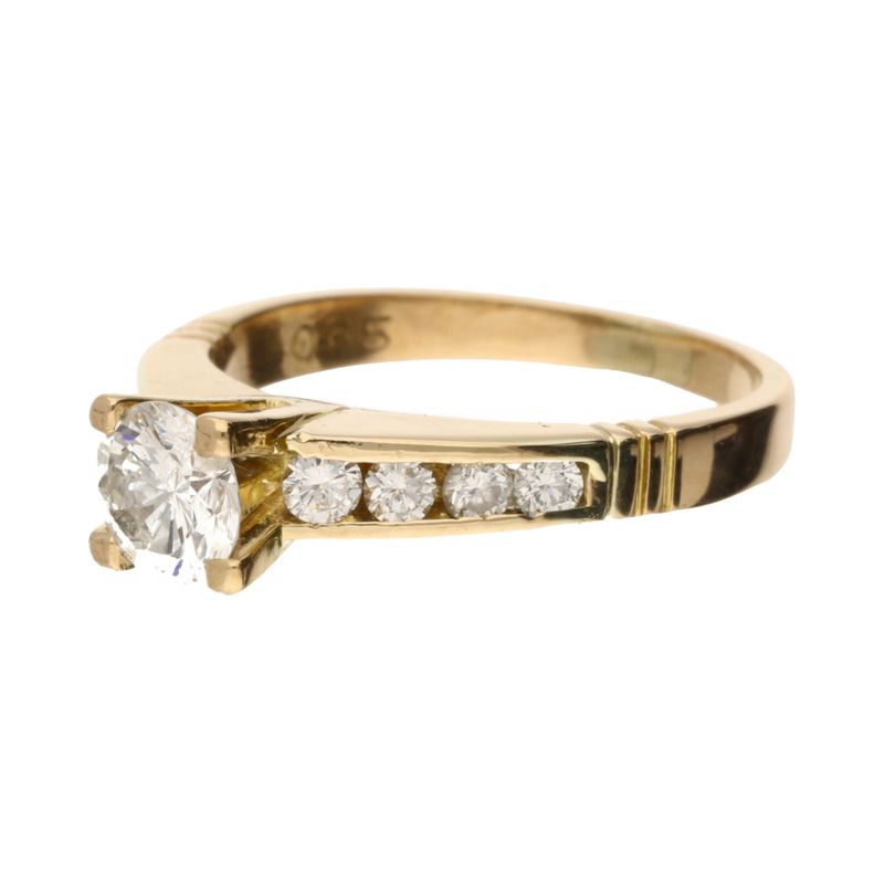 Pre-Owned 18ct Yellow Gold Diamond Solitaire