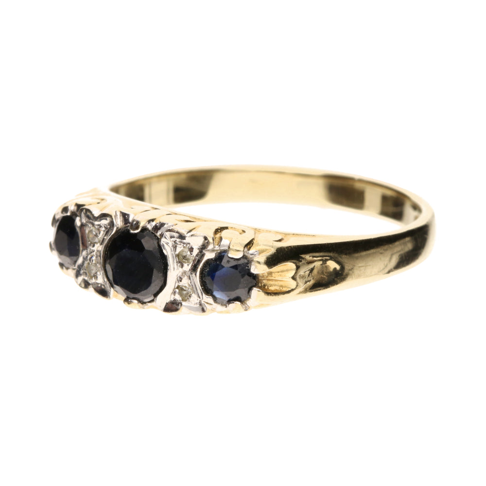 Pre-Owned 9ct Yellow Gold Sapphire &amp; Diamond Set Carved Head Ring