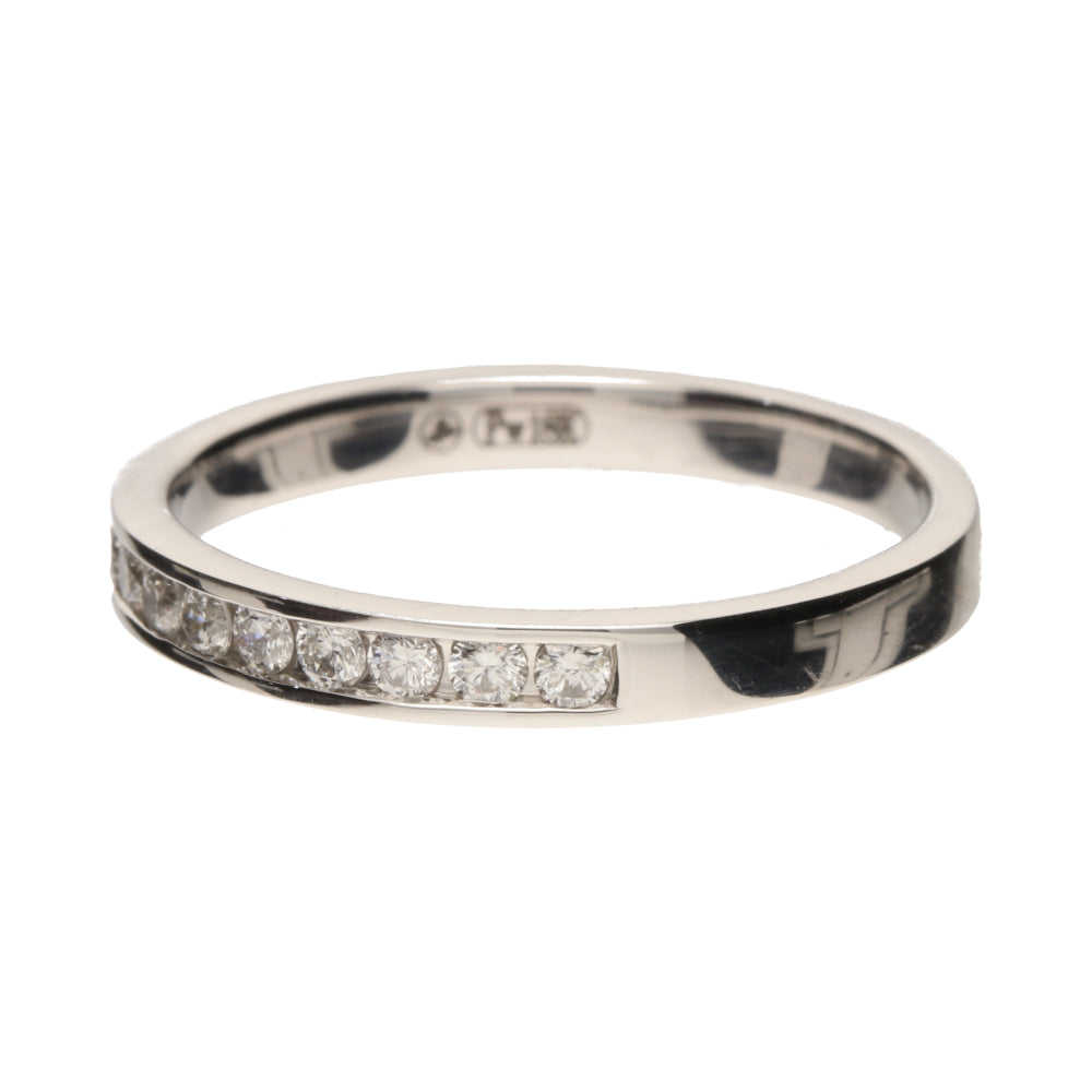 Pre-Owned 9ct White Gold Channel Set Princess Cut Diamond Half Eternity Ring