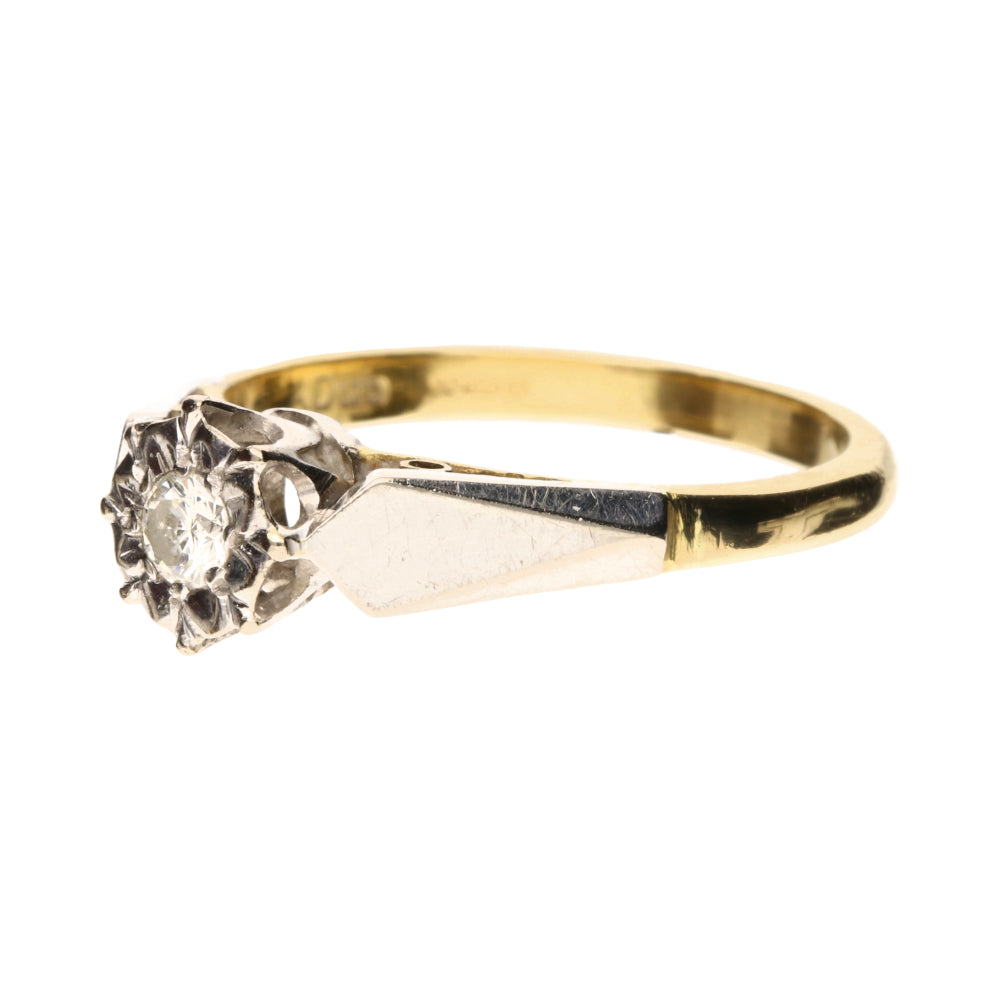 Pre-Owned 18ct Yellow Gold Illusion Diamond Solitaire Ring