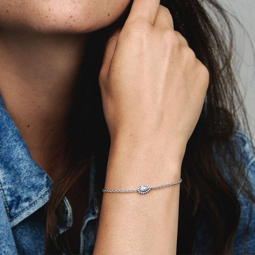 PANDORA Sparkling Pear Halo Chain Bracelet 593001C01