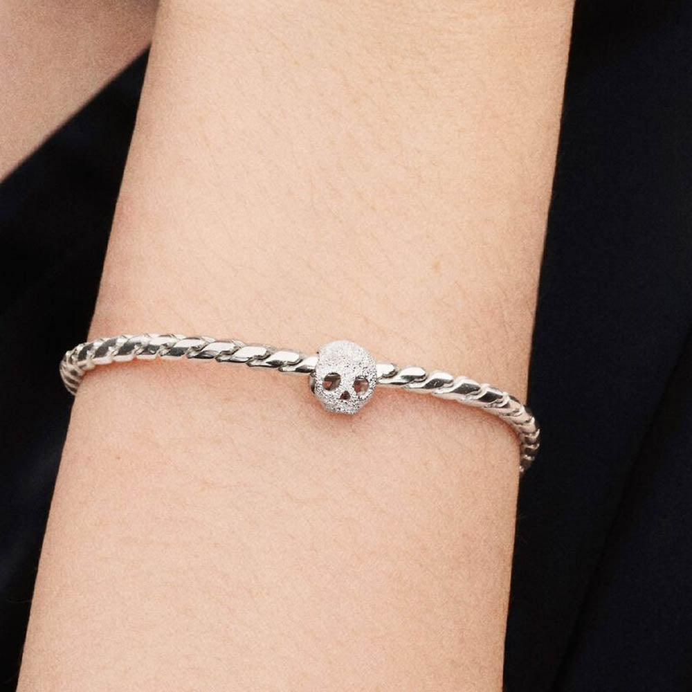 PANDORA Textured Skull Mini Charm 794040C00