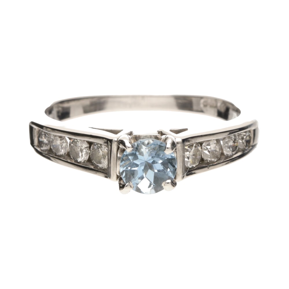 Pre-Owned 18ct White Gold Diamond Ring image 0