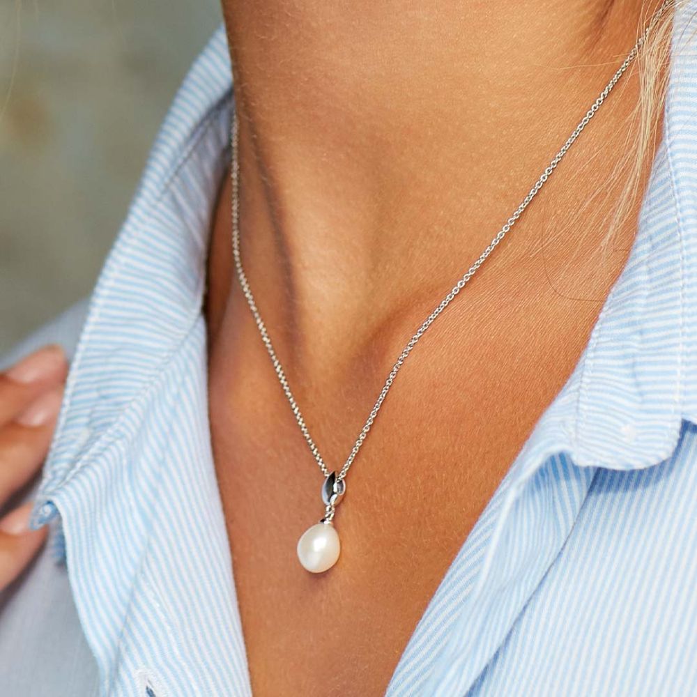 Kit Heath Coast Pebble Pearl Droplet 18" Necklace 90184FP