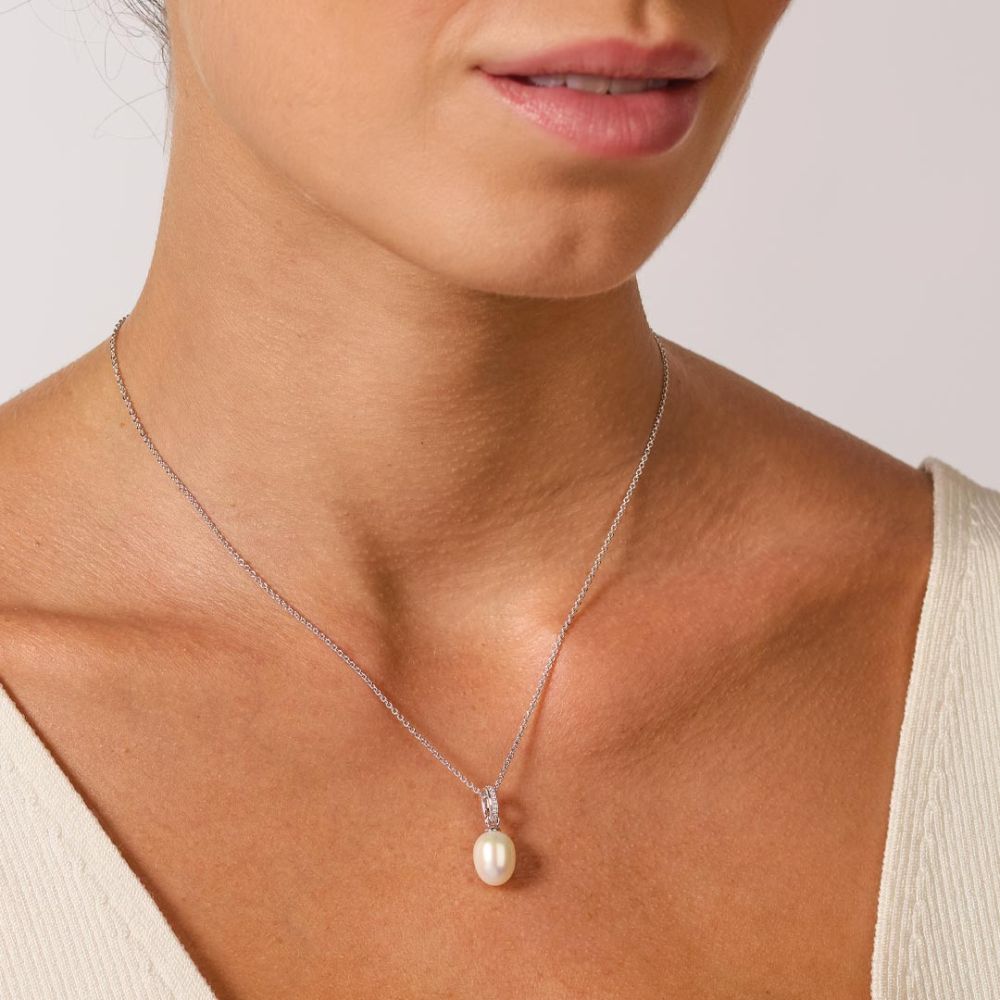 Kit Heath Revival Classic Pearl Glitz 18" Necklace 90429FPC