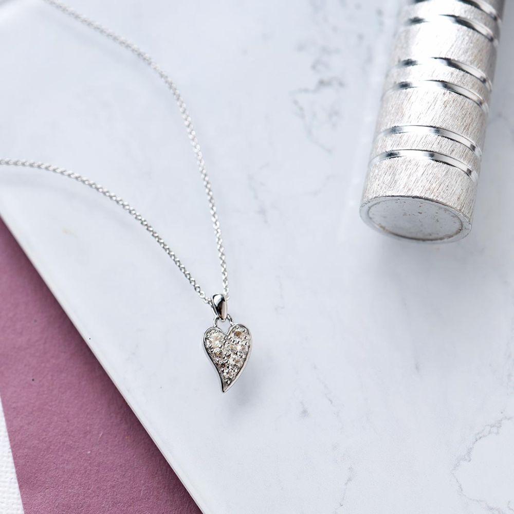 Kit Heath Desire Kiss Precious Pave Small Heart 17" Necklace 90505WT