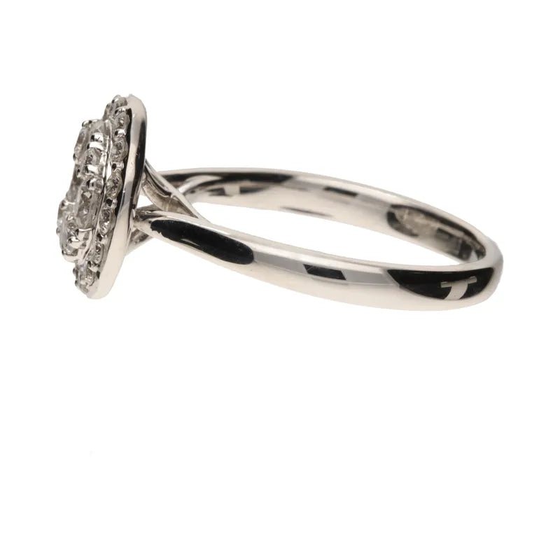 9ct White Gold 1ct Diamond Cluster Ring258737