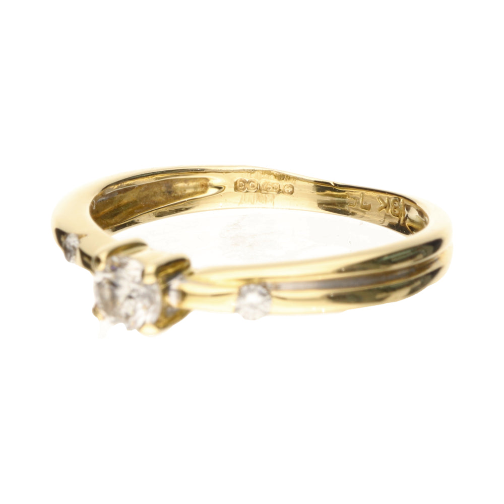 Pre-Owned 18ct Yellow Gold Diamond Ring