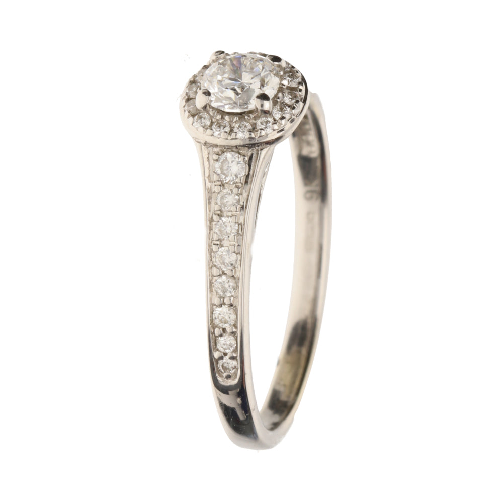 Pre-Owned 9ct White Gold Round Cut Diamond Halo Cluster Ring