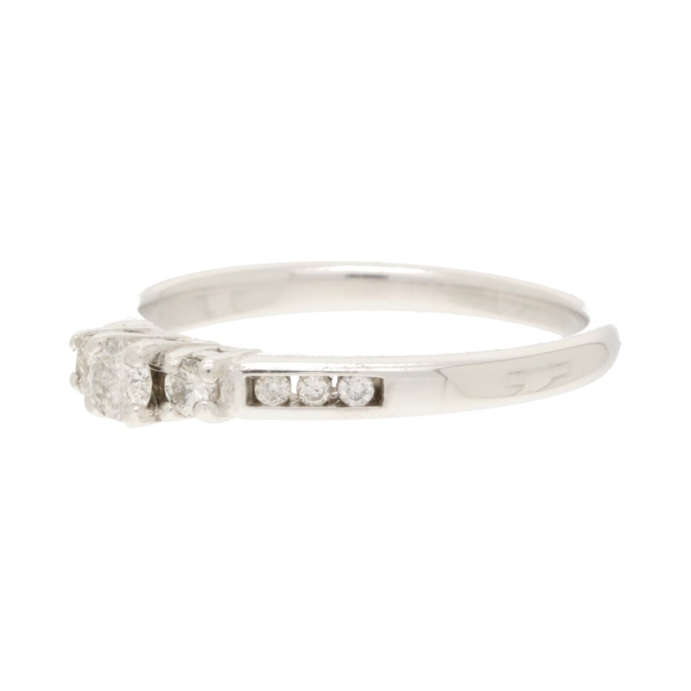 Pre-Owned 9ct White Gold Diamond Set Shoulder Trilogy Ring image 0