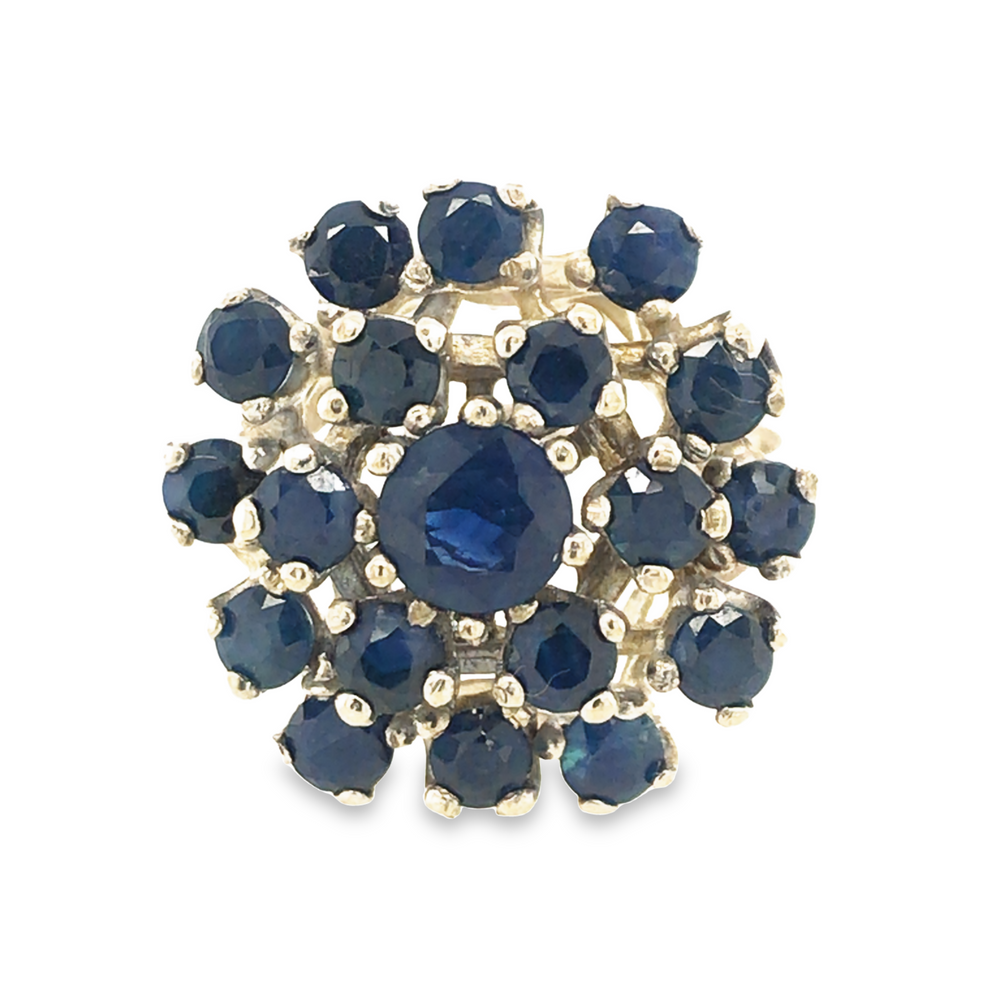 Pre-Owned 18ct White Gold 19 Stone Sapphire Statement Cluster Ring 9.46g image 0