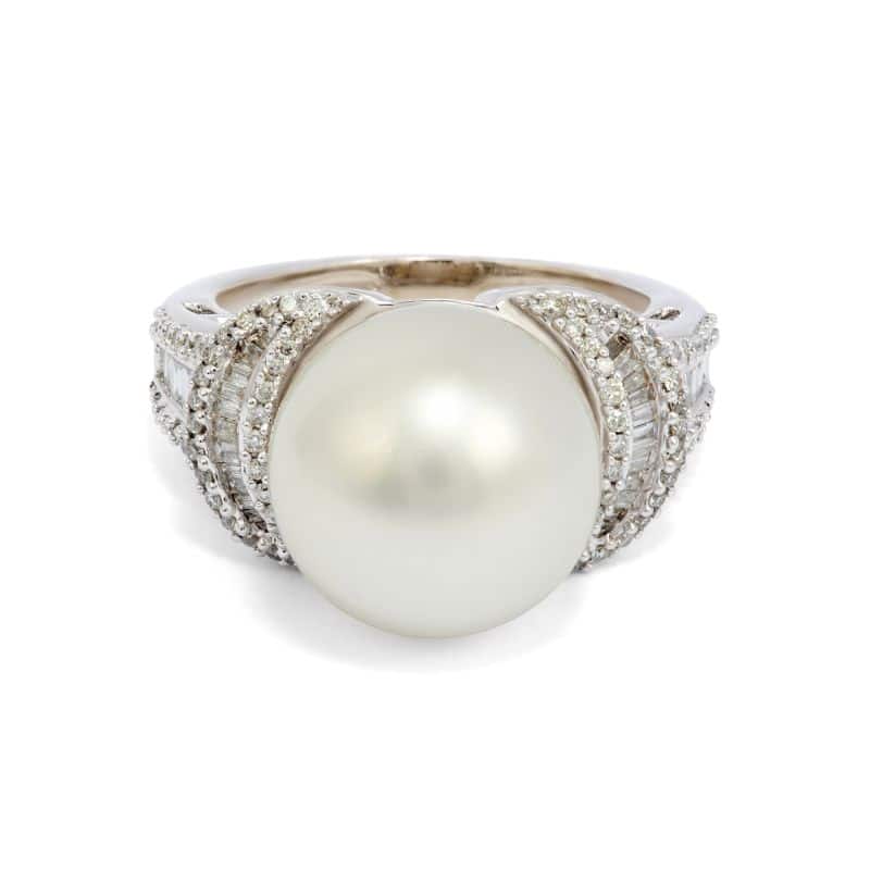 Pre-Owned 18ct White Gold Large Pearl &amp; Round/Baguette Diamond Ring, Size O image 0
