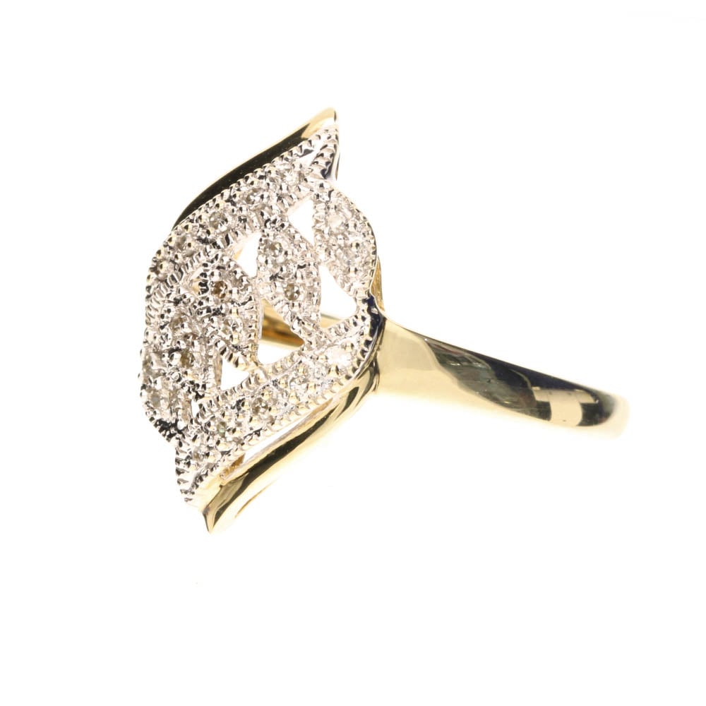 Pre-Owned 9ct Yellow Gold Vintage Openset Diamond Cluster Ring image 0