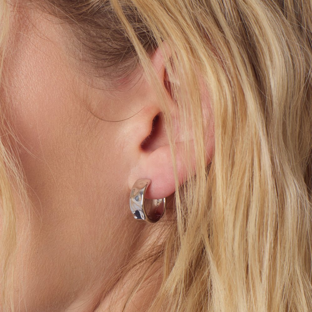 Kit Heath Mirage Reflect Wide Hinged Hoop Earrings 61222RP278764