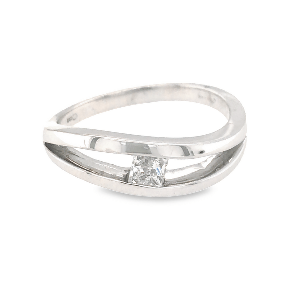 Pre - Owned 18ct White Gold Princess Cut Diamond Tension Set Wave Ring