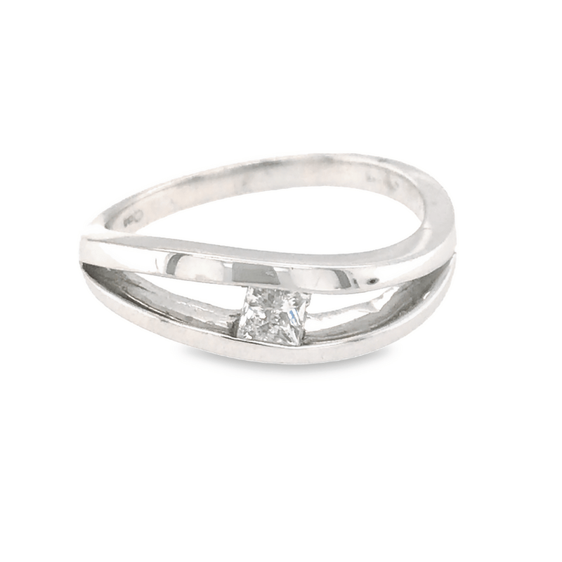 Pre - Owned 18ct White Gold Princess Cut Diamond Tension Set Wave Ring