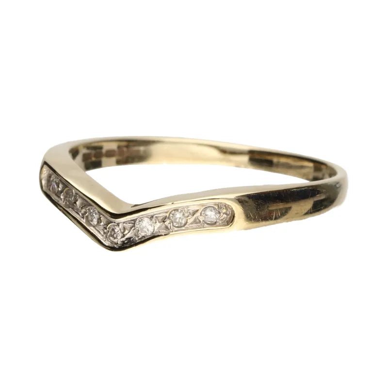 Pre - Owned 9ct Yellow Gold Diamond Wishbone271321