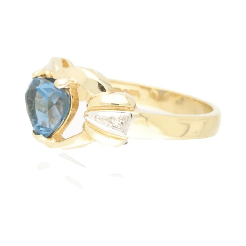 Pre - Owned 9ct Yellow Gold Heart Cut Blue Topaz & Diamond Openset Ring2025W14-1-1