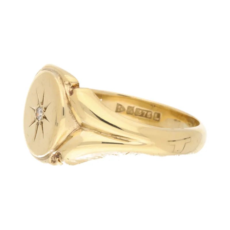 Pre - Owned 9ct Yellow Gold Mens Diamond Set Signet Ring Approx 0.02ct 5.63g Size T1/22025W17-7-6