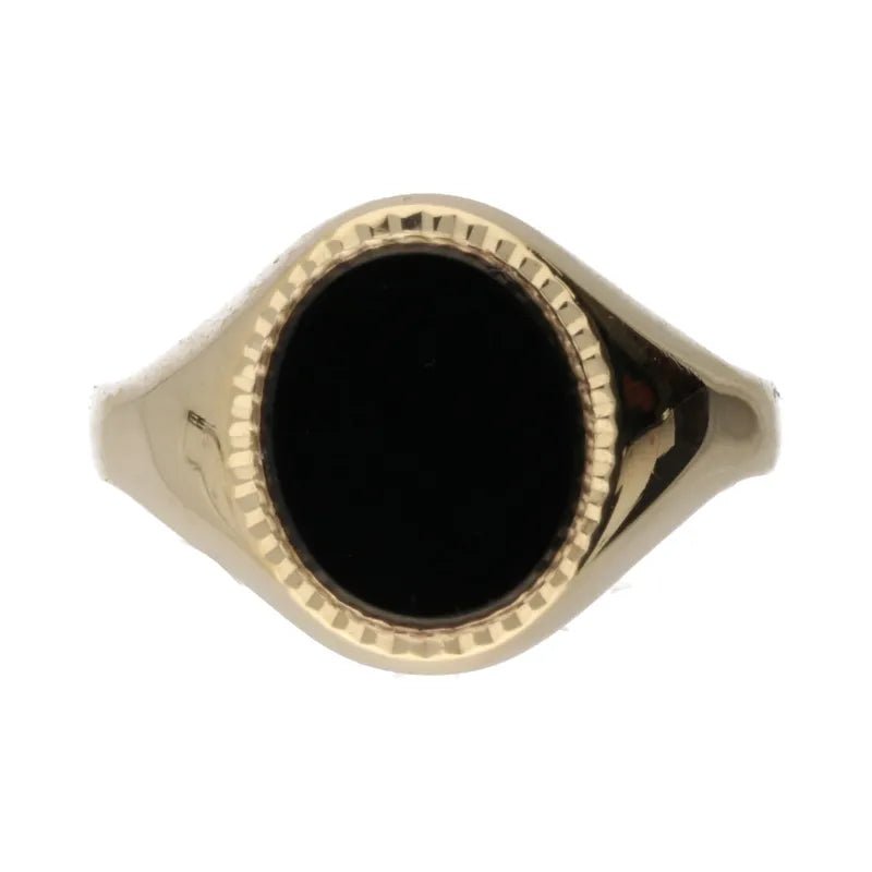 Pre - Owned 9ct Yellow Gold Oval Onyx Signet Ring2026W34-26-6