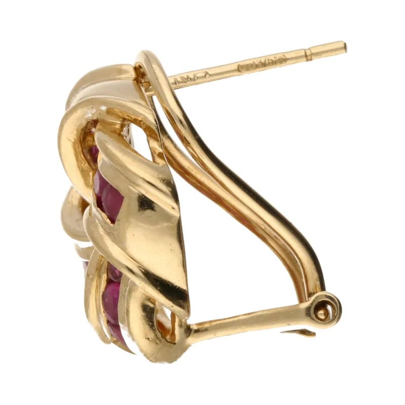 Pre - Owned 9ct Yellow Gold Ruby Set Earrings2026W32-5-1